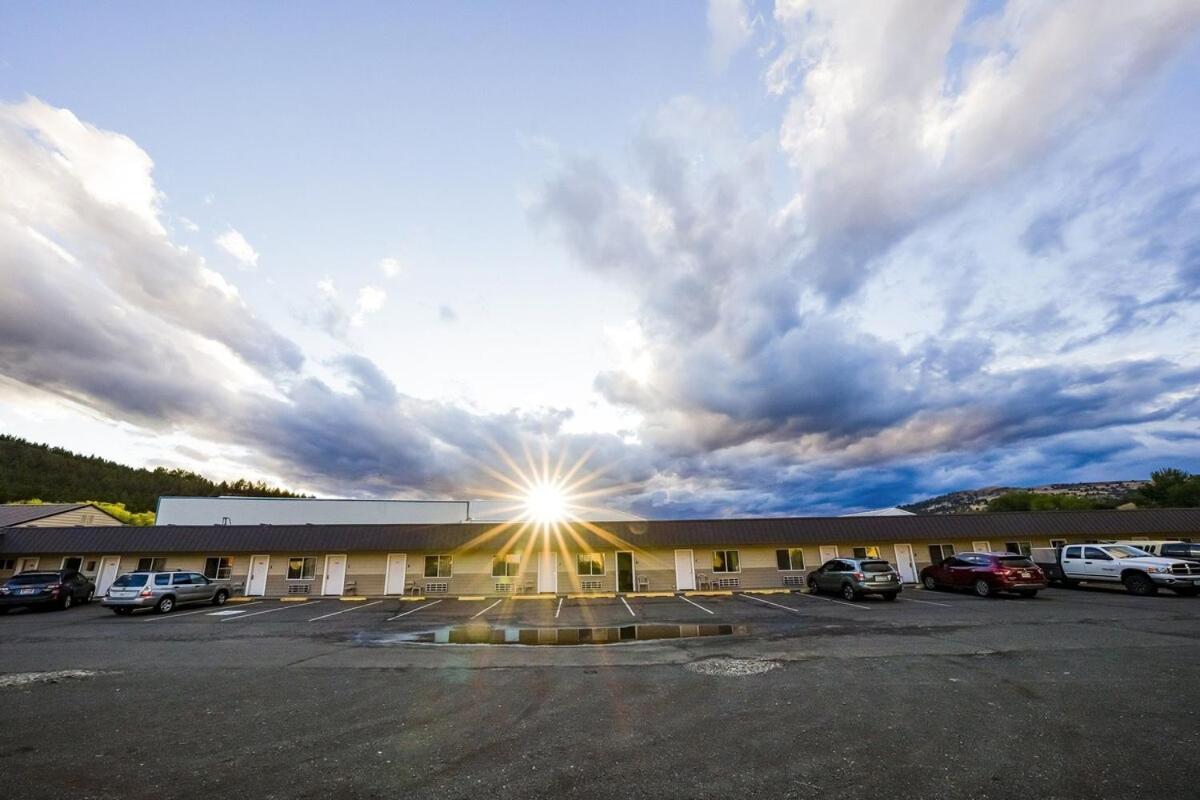 Budget 8 Motel John Day Buitenkant foto