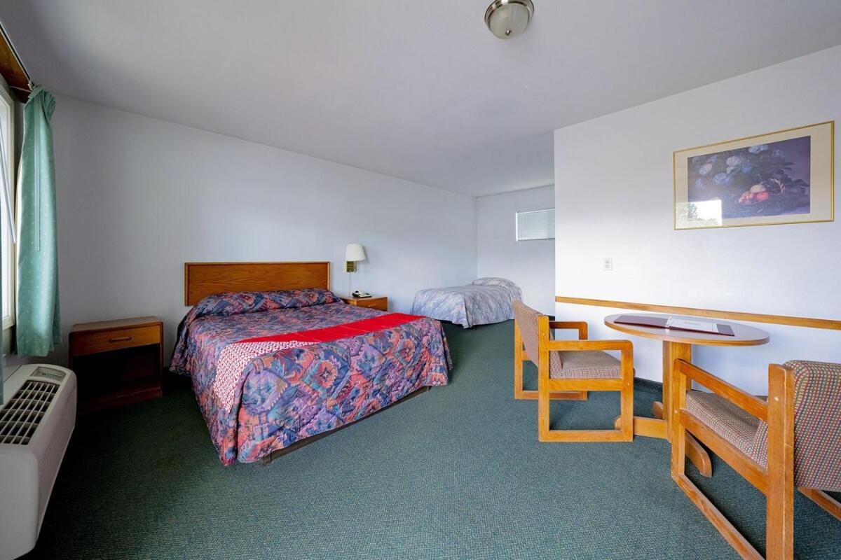 Budget 8 Motel John Day Buitenkant foto